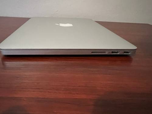 Apple Macbook Pro 13-Inch Retina | Core i5 | 128GB SSD | 8GB RAM | Quick Delivery