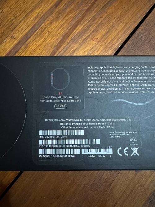 Apple Watch Series SE Nike Edition | 44mm | GPS + Cellular | Silver | Quick Delivery