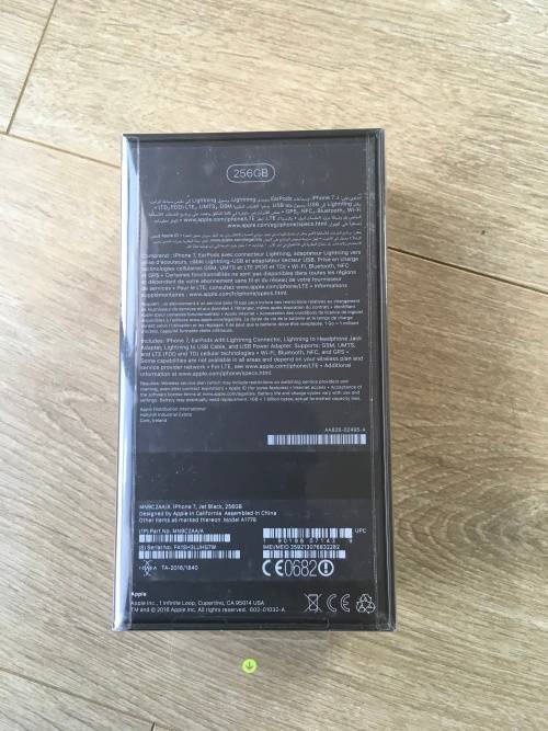 Apple IPhone 7 - 256GB - JET BLACK / BRAND NEW - SEALED - Local Stock  ** Free Courier Delivery