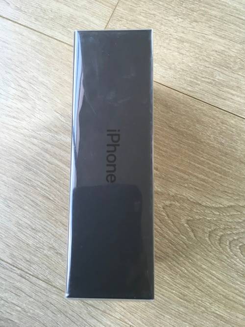 Apple IPhone 7 - 256GB - JET BLACK / BRAND NEW - SEALED - Local Stock  ** Free Courier Delivery