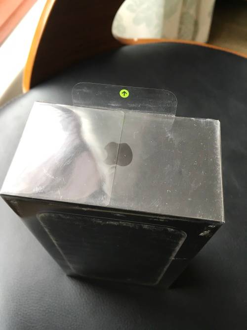 Apple IPhone 7 - 256GB - JET BLACK / BRAND NEW - SEALED - Local Stock  ** Free Courier Delivery