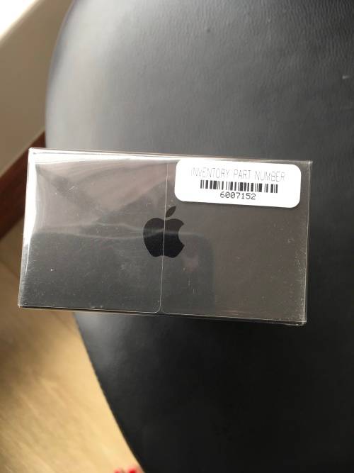 Apple IPhone 7 - 256GB - JET BLACK / BRAND NEW - SEALED - Local Stock  ** Free Courier Delivery