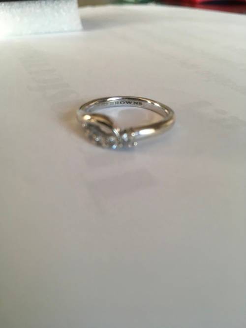 BROWNS 9k White Gold Diamond Ring and 18k Pendant Set - Certificate Included