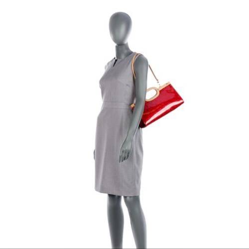 *** For Keilah 007 ONLY *** LOUIS VUITTON Vernis Roxbury Drive Pomme D'Amour - PRISTINE CONDITION