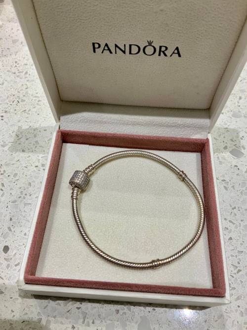 Pandora Silver Bracelet with Clear Cubic Zirconia - 19cm Long / Excellent Condition