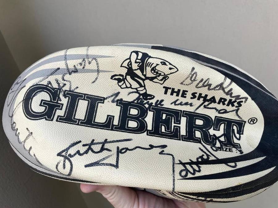 Sharks Rugby memorabilia Ball : Signed Team from 2003