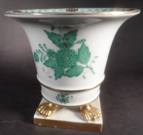 HEREND HUNGARY VINTAGE PORCELAIN  CACHEPOT  / DECORATIVE VASE