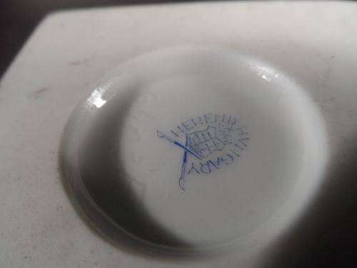 HEREND HUNGARY VINTAGE PORCELAIN  CACHEPOT  / DECORATIVE VASE