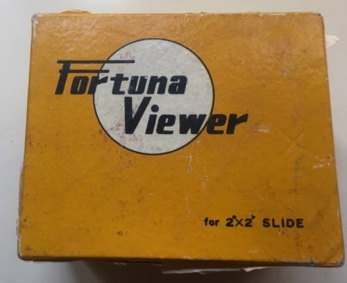 FORTUNA VIEWER   VINTAGE  2` X 2 ` SLIDE VIEWER IN ORIGINAL BOX , WITH  INSTRUCTION LEAFLET