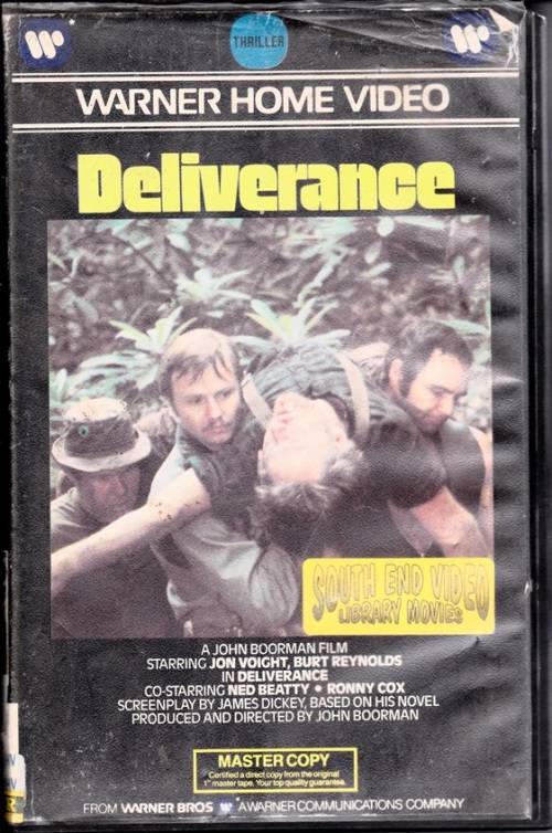 VHS CASSETTE : ` DELIVERANCE `  A JOHN BOORMAN FILM  STARRING JON VOIGHT,BURT REYNOLDS