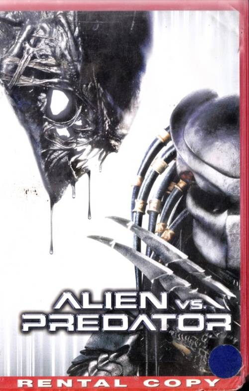 VHS CASSETTE : ` ALIEN VS PREDATOR `