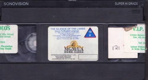 VHS CASSETTE : ` THE SILENCE OF THE  LAMBS ` JODIE FOSTER, ANTHONY HOPKINS ,SCOTT GLEN