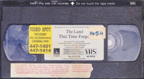 VHS CASSETTE : ` THE LAND THAT TIME FORGOT `  BASED ON THE 1974 CLASSIC NOVEL BY EDGAR RICE BURROUGH