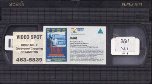 VHS CASSETTE : ` SMOKE  ` 1995 FILM BY WAYNE WANG , STARRING   HARVEY KEITEL , WILLIAM HURT