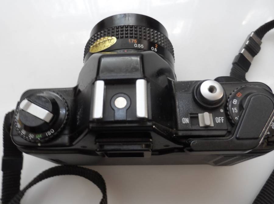 KONICA TC-X  , SLR CAMERA , WITH KONICA HEXANON AR 50mm , 1,8 LENS , & CPC FILTER LENS COVER