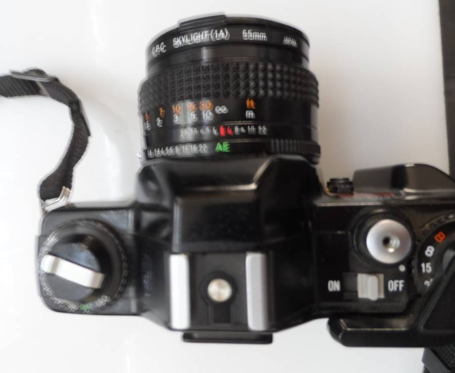 KONICA TC-X  , SLR CAMERA , WITH KONICA HEXANON AR 50mm , 1,8 LENS , & CPC FILTER LENS COVER