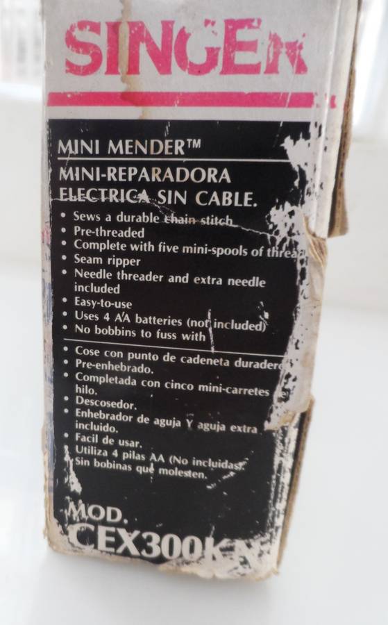 SINGER , PORTABLE, MINI MENDER model CFX300KN
