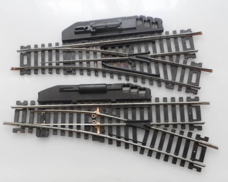 HO RAIL TRACKs , LIMA ITALY , 2 X POINTS N3050 , <18 deg ,   170 mm /  6 1/2 ins  ,