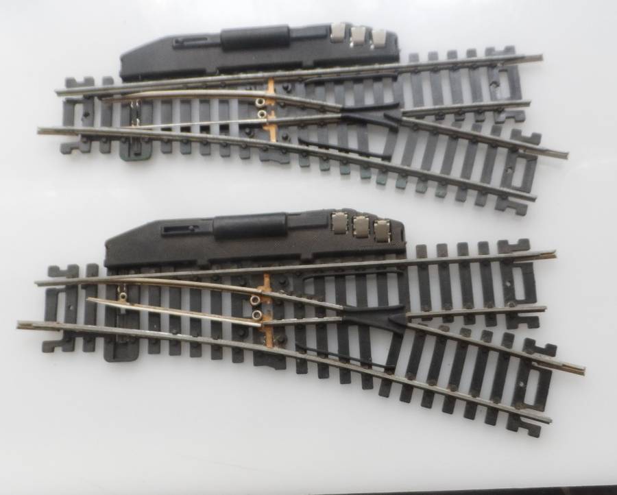 HO RAIL TRACKs , LIMA ITALY ,2 X LEAD IN POINTS