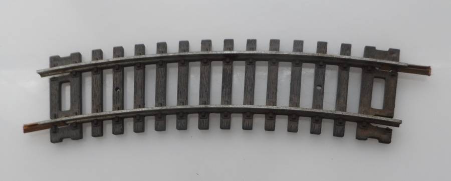 HO RAIL TRACKs , LIMA ITALY , 1 X  SHORT CURVED  TRACK SECTION , N3031 , R360  < 18 deg .
