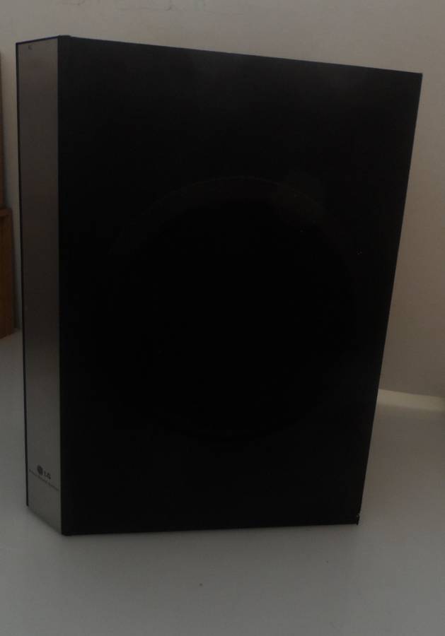 L G SUB WOOFER SH 32 SD-W