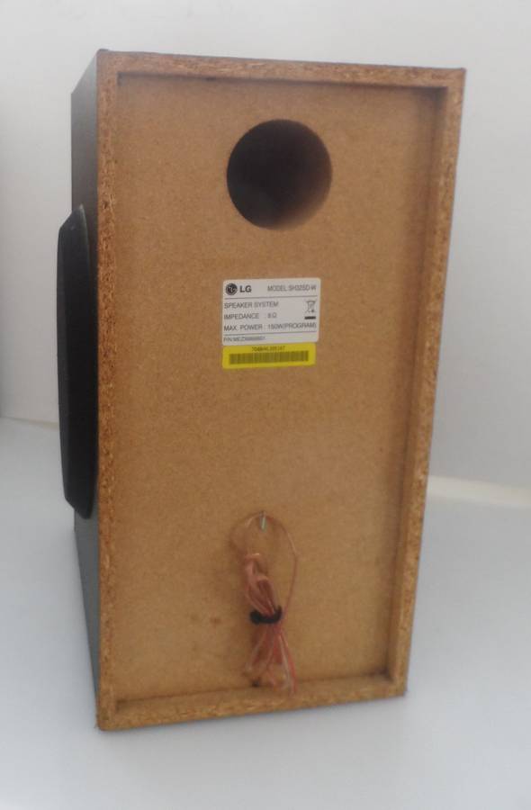L G SUB WOOFER SH 32 SD-W