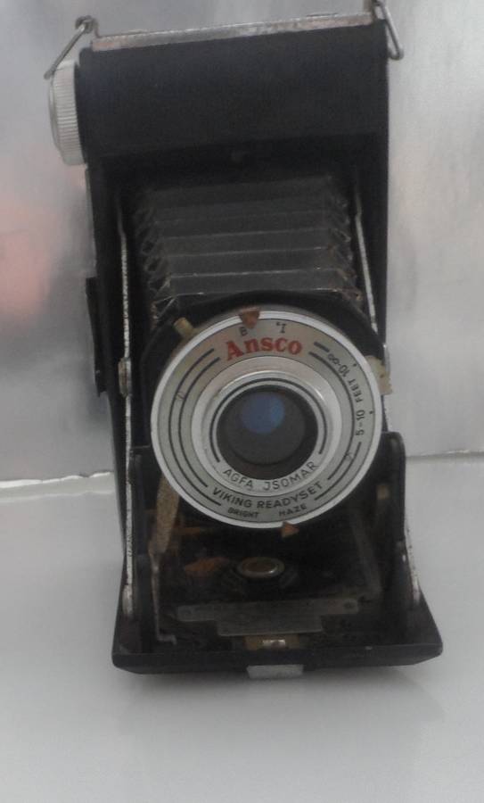 VINTAGE  1952 , ANSCO VIKING , READY SET CAMERA & LEATHER CAMERA CASE