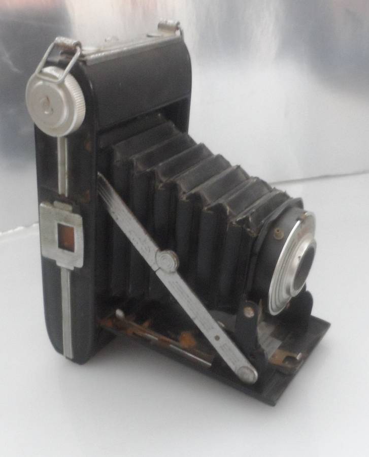 VINTAGE  1952 , ANSCO VIKING , READY SET CAMERA & LEATHER CAMERA CASE