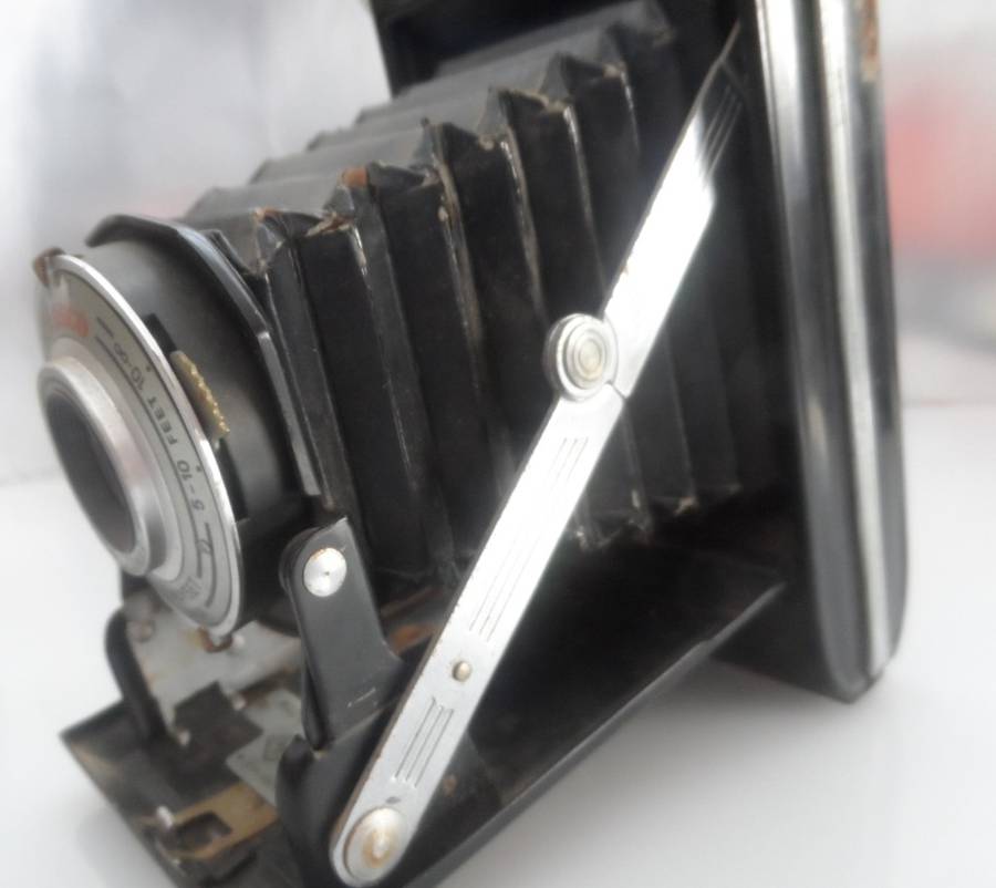 VINTAGE  1952 , ANSCO VIKING , READY SET CAMERA & LEATHER CAMERA CASE