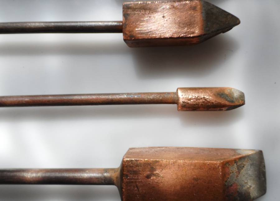 VINTAGE 1940,s , SET OF FOUR SOLID COPPER SOLDERING IRONS