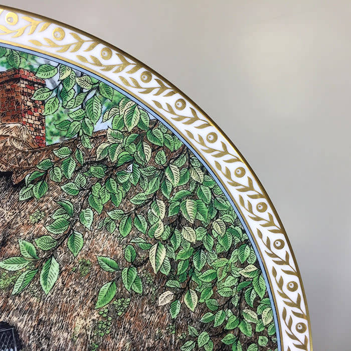 ROYAL WORCESTER fine bone china , display plate  Villages series ` WHERWELL ` by : Sue Scullard