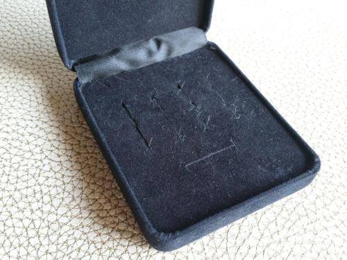 Storage - Gift Jewellery Box   10cm x 8cm NEW