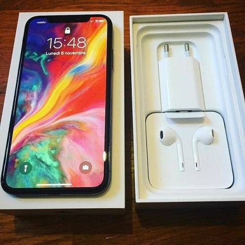 iPhone X 256GB Brand New Sealed!!