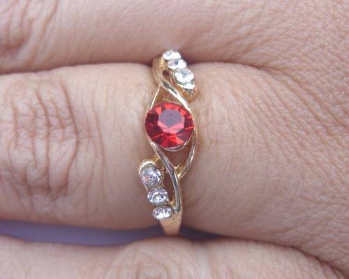 Golden Ring with Ruby and six Diamonds