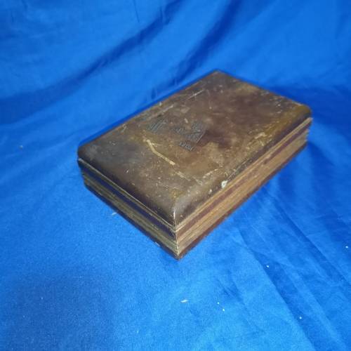Antique `Barlows` spares Wood box