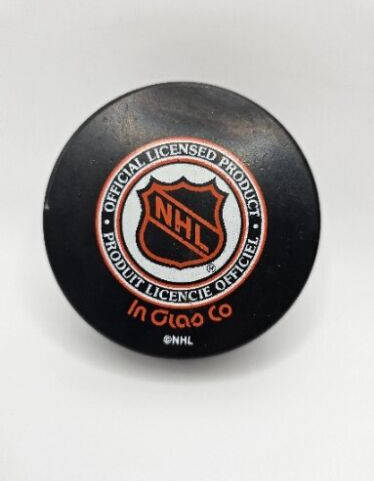 ATLANTA THRASHERS NHL LICENSED PUCK Made In SLOVAKIA by VEGUM MFG. + INGLASCO VINTAGE