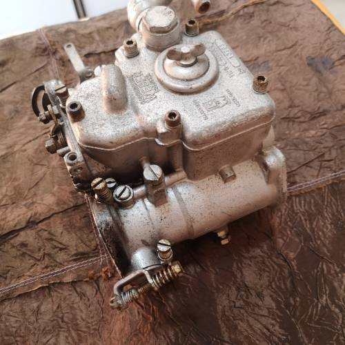 Weber 40DCOE4 Side Draft Carburettor. Made in Bologna Italy