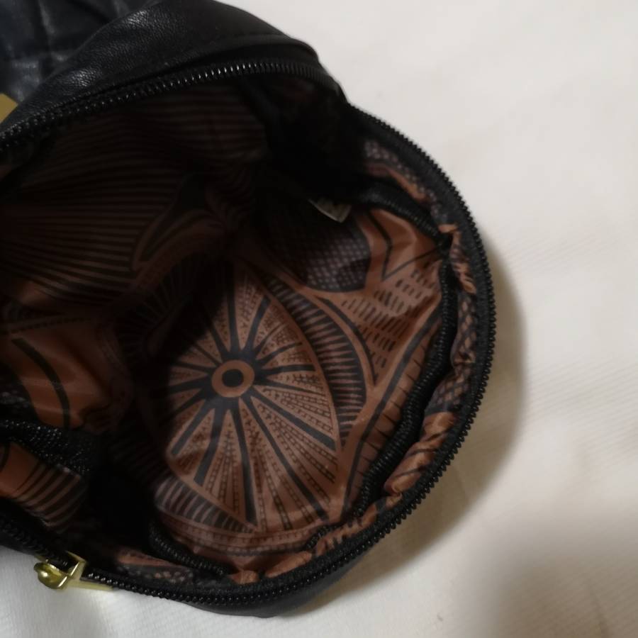 South African Airways business amenity kit bag only.