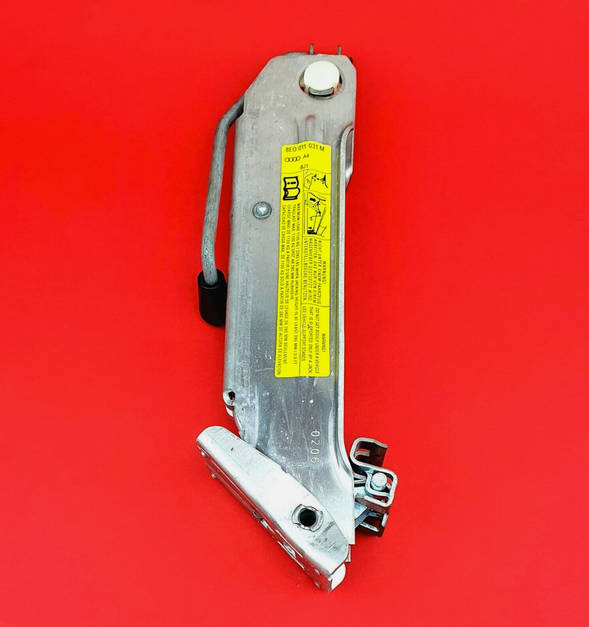 VW/ Audi jack- Original. Aircraft aluminium, only in sport models due to light weight.