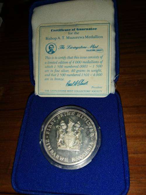 Robert Muzorewa Silver Medallion