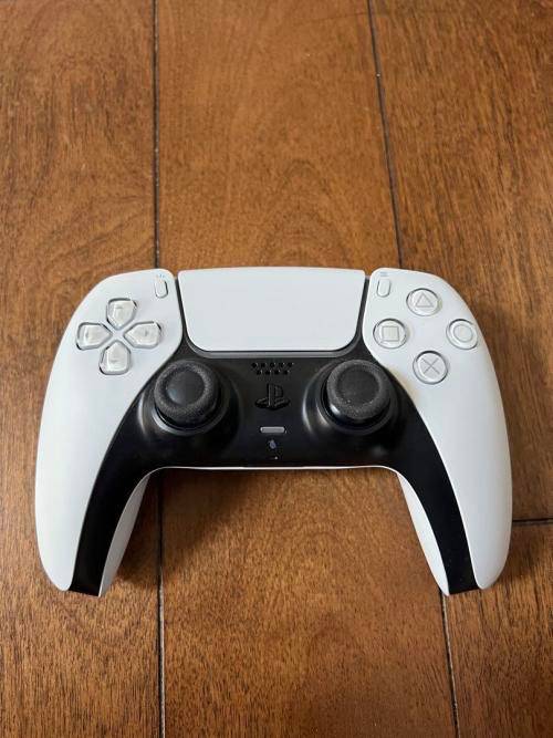 Sony PS5 blu-ray  DISC EDITION playstation 5 console with controller