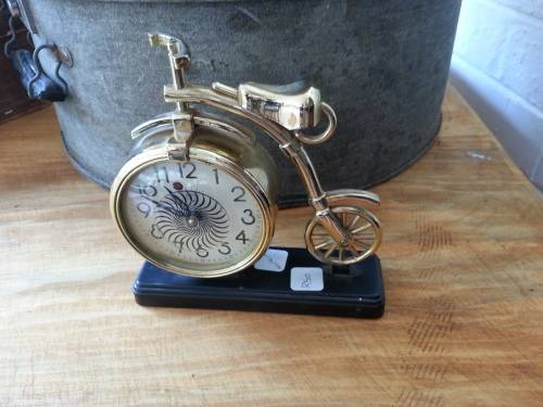 OLD CLOCK