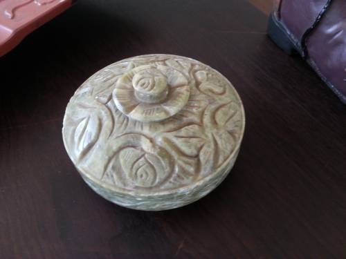 SMALL STONE CONTAINER