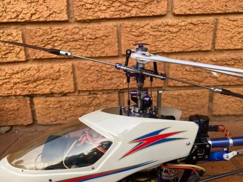 IMAX 450 class Helicopter in alimunim carry case