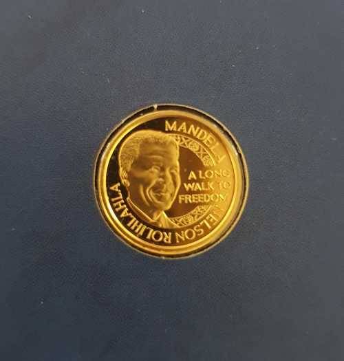 Nelson Mandela NOBEL PEACE LAUREATE 1993 COMMEMORATIVE MEDAL on Auction Now!!!