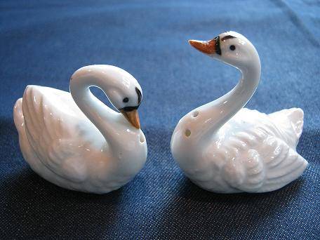 Salt & Pepper Set