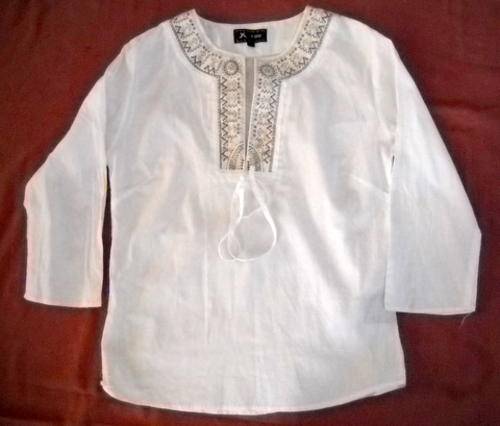 COTTEN BLOUSE SMALL SIZE GOOD CONDITION