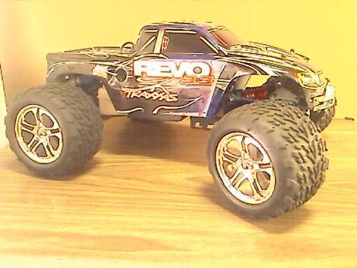 Revo 3.3 with reverse 2 nd hand good condition