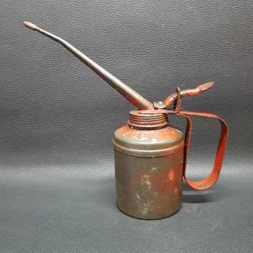 Old Vintage Metal Oil Tin