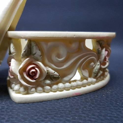 Highly Decorative Cast Heart Rose Trinket/Jewelry Box!!!